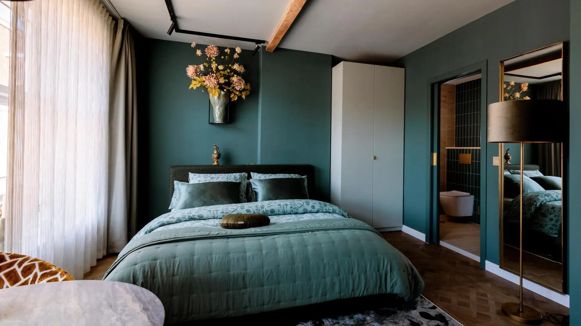 Panzió Suites Aan De Gracht Utrecht